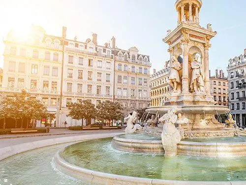 Appart Lumineux Et Spacieux Au Centre-Ville De Lyon 0*,